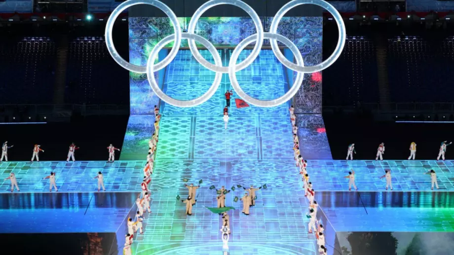 Различни заедно: Красива и смислена церемония даде старт на Зимната олимпиада в Пекин