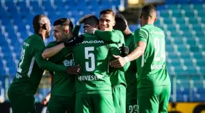 {{ otherArticle[0].article.title }}