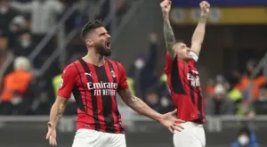 Милан договори оставането на своята звезда Оливие Жиру, "росонерите" преговарят с още един футболист