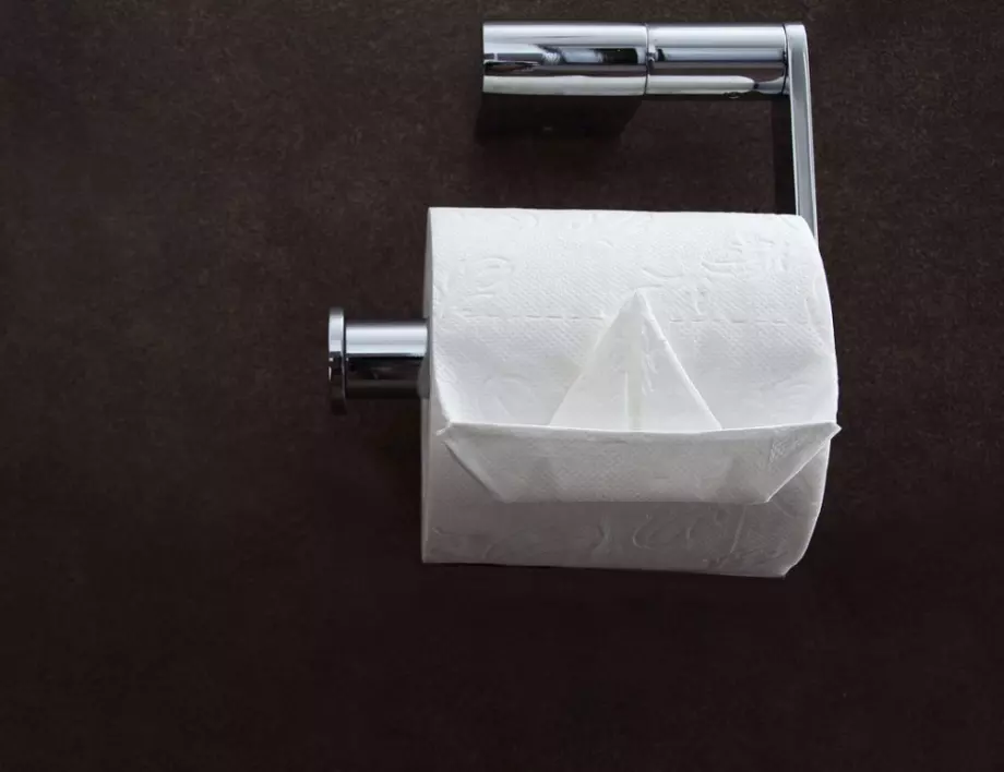 Поръчка за тоалетни в Шумен се сдоби с етикети "бестселър" и "научна ЗОП фантастика"