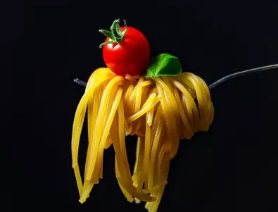 Спагети с босилеково песто и чери домати: Вкусът на Италия