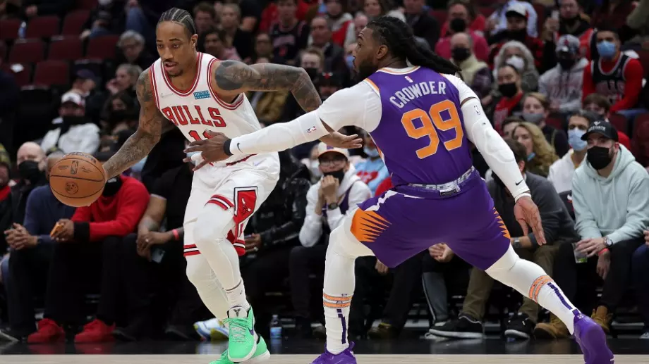 НБА: Часовникът спря Чикаго Булс от сензационен обрат срещу Финикс Сънс (ВИДЕО + останалите резултати)