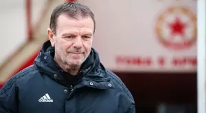 {{ otherArticle[0].article.title }}