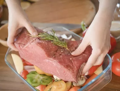 4 причини да не миете месо преди готвене