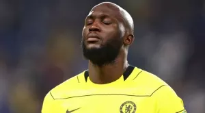 {{ otherArticle[0].article.title }}