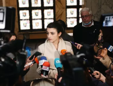 Бориславова след разпита: Гешев оправдава слабите си резултати с МВР