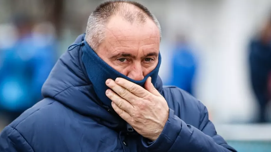 В Левски ли? Станимир Стоилов отмъква трансферна цел на "сините" от Първа лига?