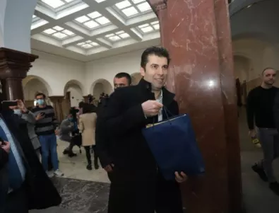 Прокуратурата: Няма да разпитваме журналисти заради списъка на Петков