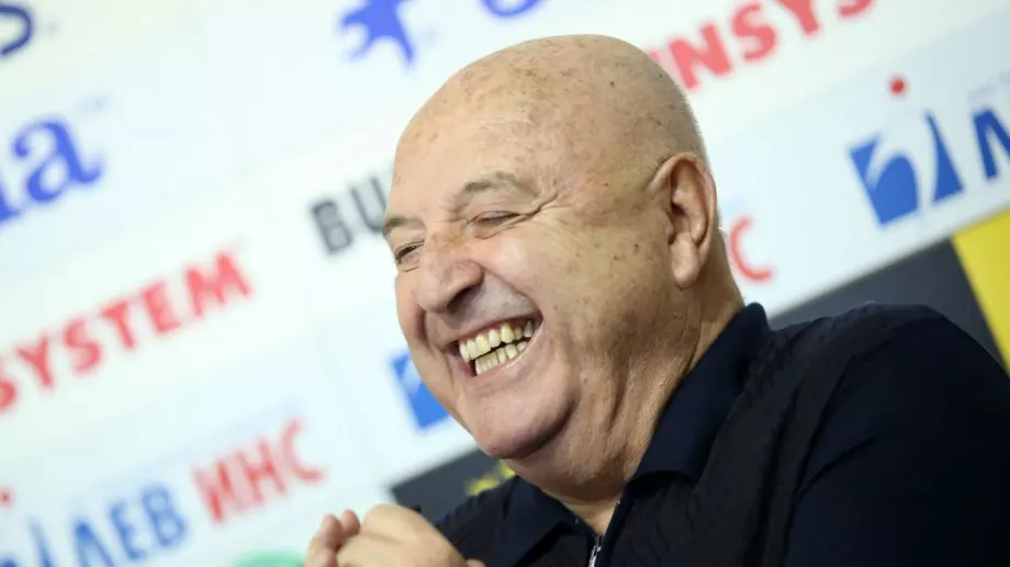 Венци Стефанов отсече: ЦСКА няма да стане шампион, а Левски дължи милиони