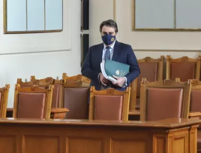 Депутатите изслушват Асен Василев за Плана за възстановяване 