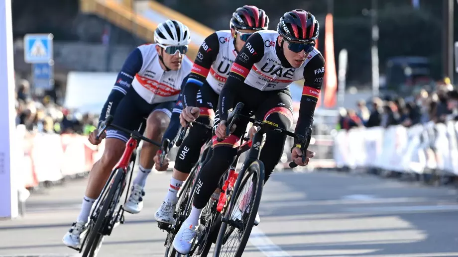 "Тур Дьо Франс" 2022: Погачар спечели 17-ия етап, Вингегор остава начело   