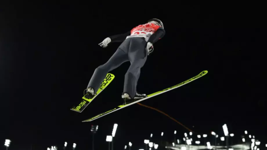 Зографски със страхотно начало в новия сезон на Световната купа по ски скокове