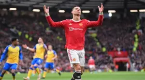 Константно посредствени: Манчестър Юнайтед с ново разочарование