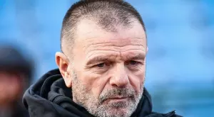 {{ otherArticle[0].article.title }}