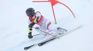 Мощно начало на гигантския слалом в Пекин за България - Алберт Попов и Камен Златков влязоха в Топ 20