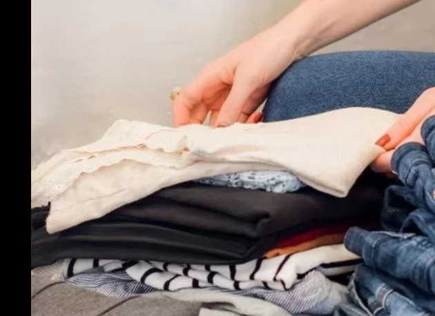 ТОП трикове да почистите ефективно белите тъкани от петна