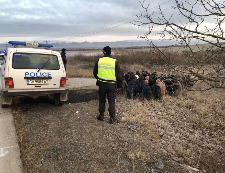 Заловиха сириец, превозващ мигранти в Карлово