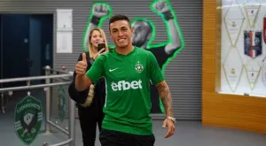 {{ otherArticle[0].article.title }}