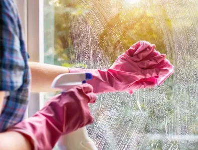 Няколко трика за почистване на прозорци, които може би не знаете