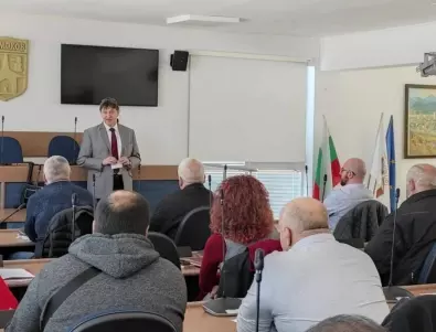 Кметът на Самоков обсъди важни теми с колегите си от другите населени места в общината