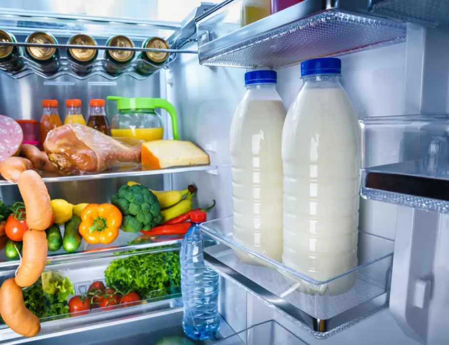 Никога не съхранявайте млякото на вратата на хладилника