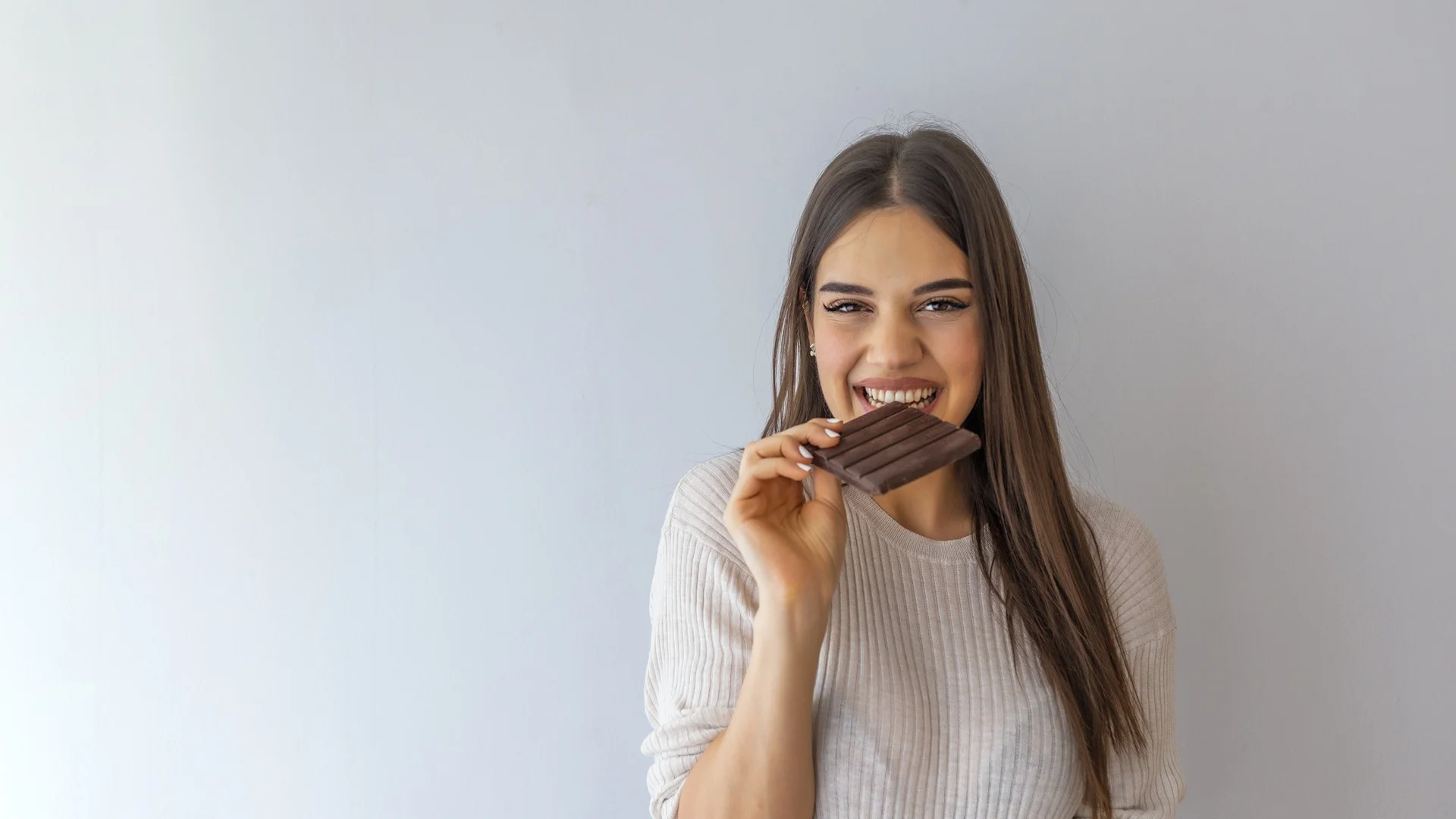 Защо шоколадът ни прави по-щастливи: 9 изненадващи факта за любимото лакомство