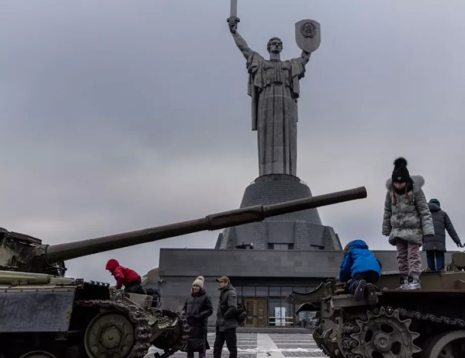 Украйна наложи мораториум върху задълженията към Русия