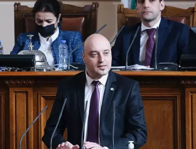 Атанас Славов: Трябва да изпратим на Украйна оръжия и боеприпаси, от каквито имат нужда