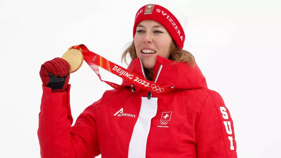 Огромен триумф за Швейцария в алпийската комбинация в Пекин, "кръстоносците" са в Топ 10 на класацията по медали