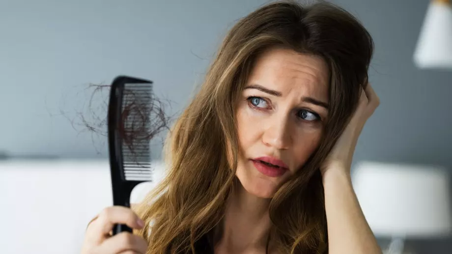 Учени: Тези 2 храни спират косопада и правят косата по-гъста