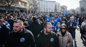 Феновете на Левски надъхаха за последно любимците си (ВИДЕО)