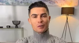 {{ otherArticle[0].article.title }}