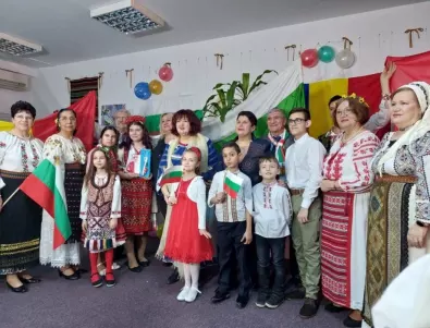 Деца от Русе прославиха делото на Васил Левски в Букурещ