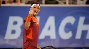 {{ otherArticle[0].article.title }}