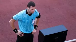 УЕФА прати Георги Кабаков да свири тежък мач в Сърбия, други четирима българи също получиха наряди 