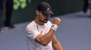 Мико прегази чех за експресен успех на старта в Простейов