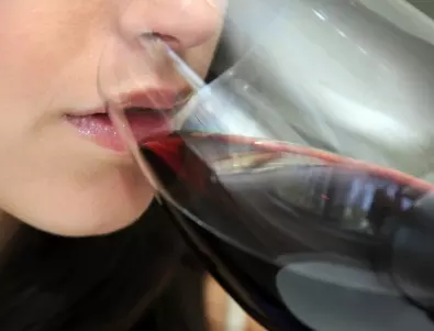 ТРИК, с който да оправим киселото вино незабавно 