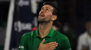 Новак Джокович дочака победа номер 1000 в Тура