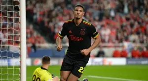 Борусия Дортмунд вади тлъсти пачки за головата машина на Аякс