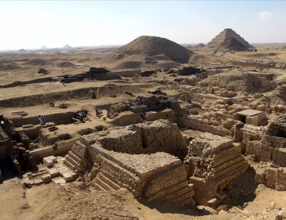 Viasat History в Египетските гробници: Удивителната мисия