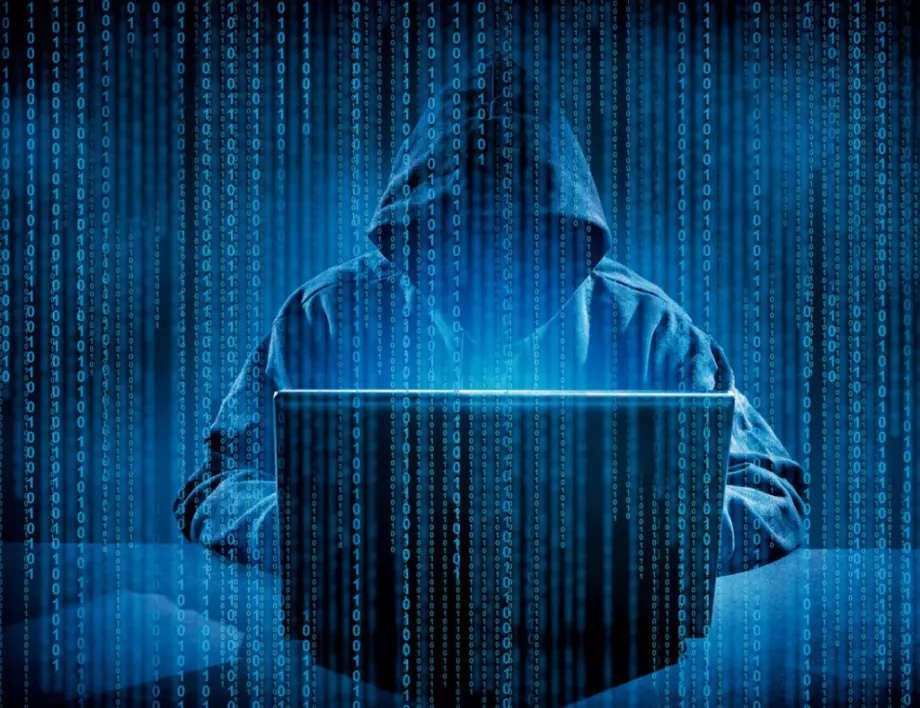 Хакери от Anonymous обявиха кибервойна на Русия
