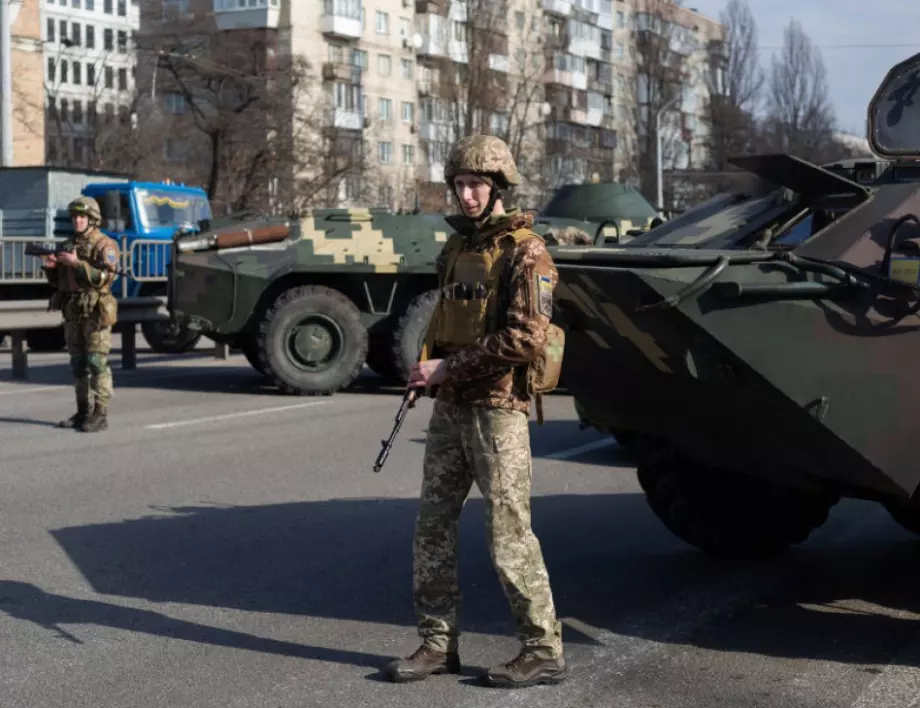 Брутална цензура: Русия спря независими медии, използвали "война в Украйна"