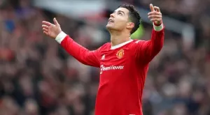 {{ otherArticle[0].article.title }}