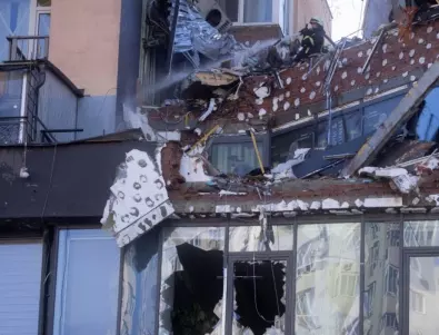 Петима са загинали при удара срещу телевизионната кула в Киев (ВИДЕО)