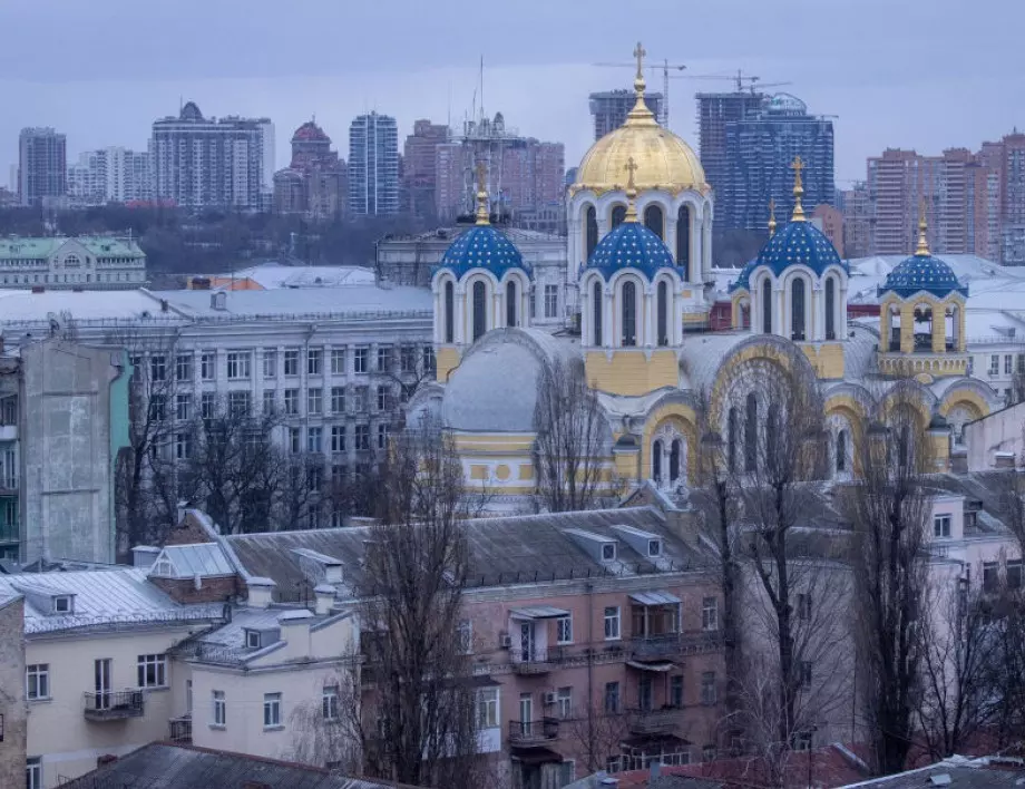 Гняв на еврейски организации след руска атака край мемориал до Киев