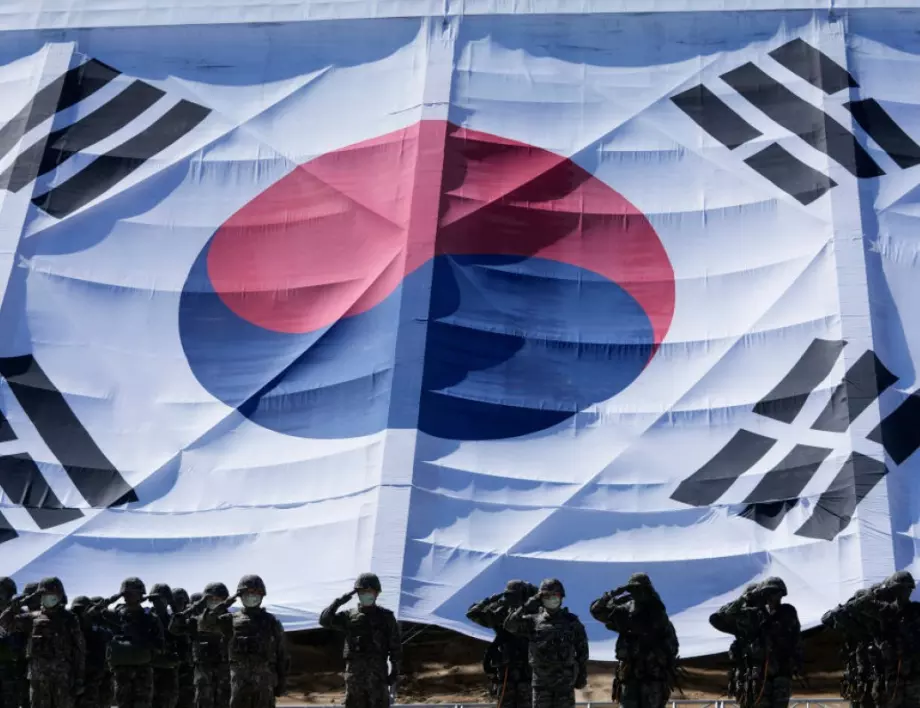 Южна Корея съобщи за севернокорейски балон в небето си