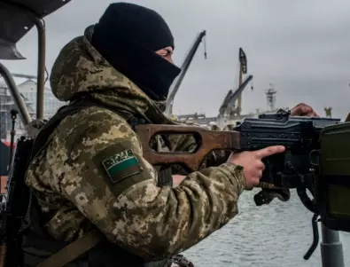 Украински партизани удариха руска казарма в Мариупол, съобщава украински чиновник