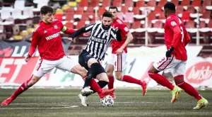 {{ otherArticle[0].article.title }}