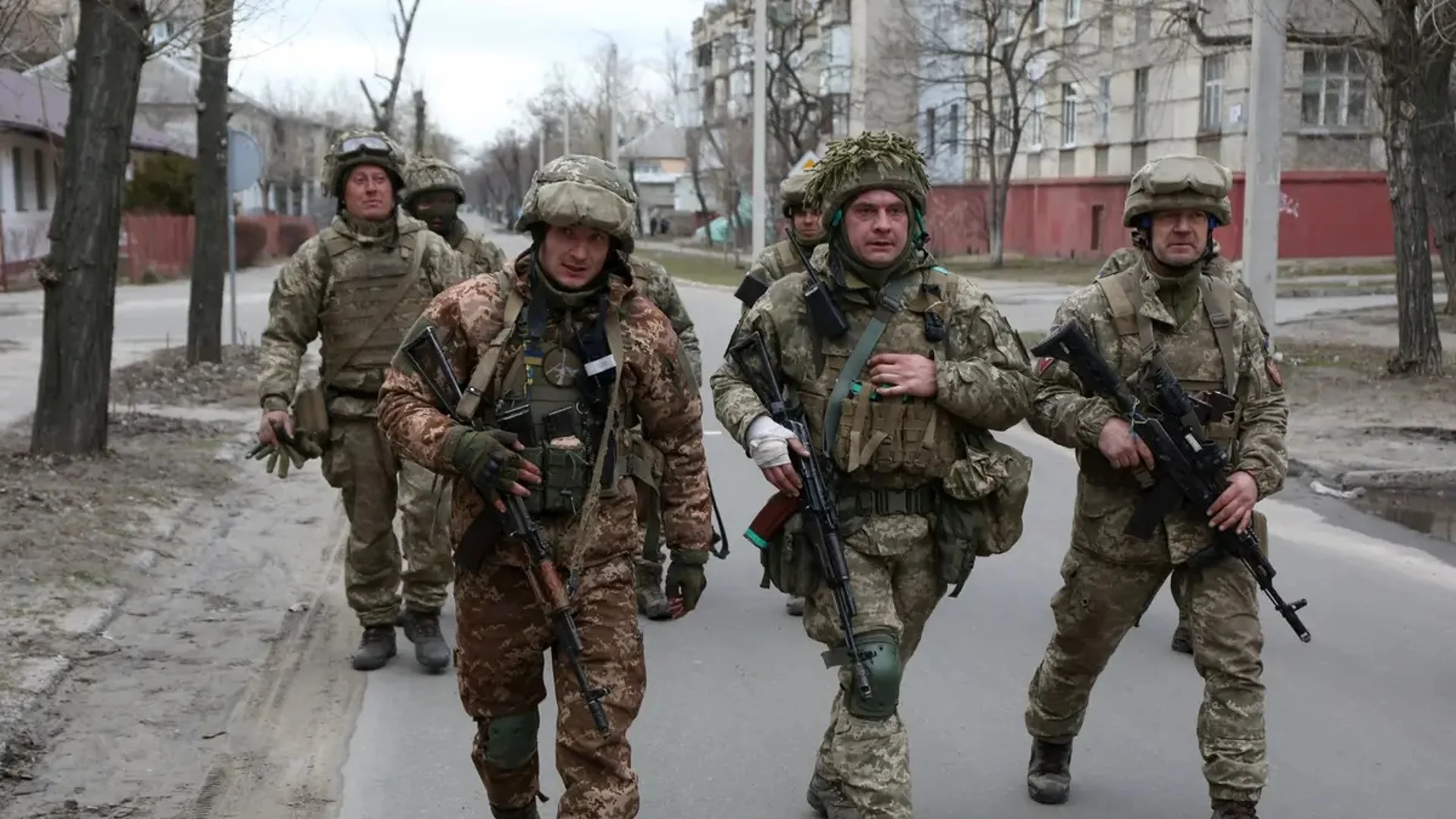 "Времето изтича": Закъсня ли оръжието от САЩ за Украйна? 