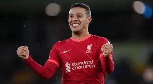 {{ otherArticle[0].article.title }}